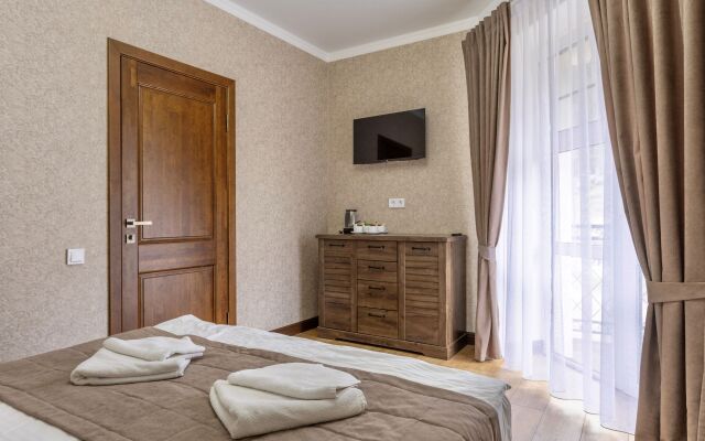Gornaya Roza Hotel