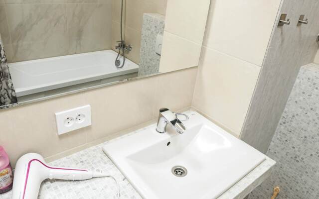 Lyuks Yevrodvushka Konditsioner Flat