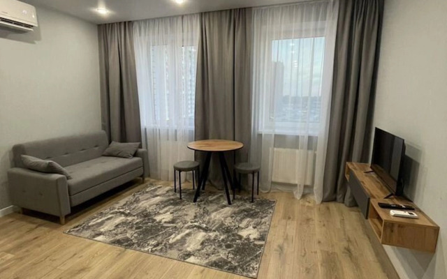 Na Ulitse Novosyolov 96 Flat