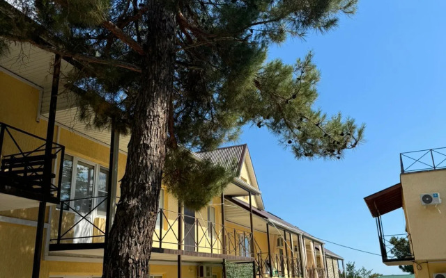 Prostornye i Komphortnye y Morya do 10 chelovek v H.Betta Apartments