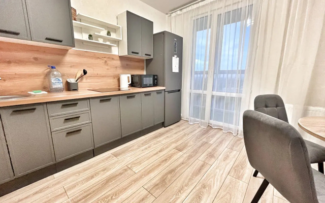 Yelena Zhk Ozerki Flat