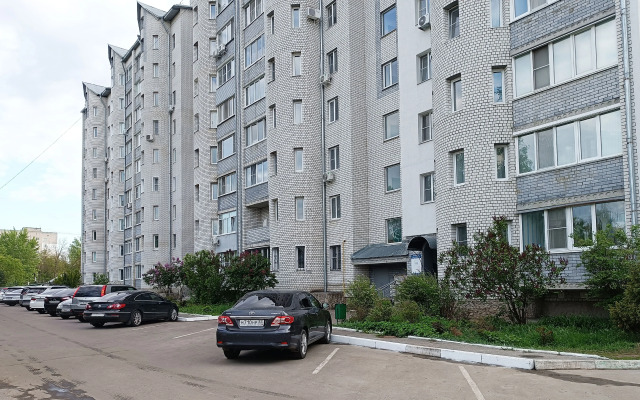 Апартаменты на Лакина 64