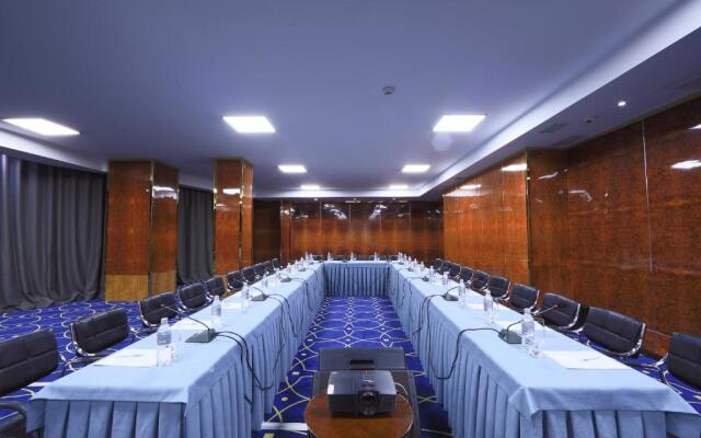 Damas International Hotel (by Travel Agency)