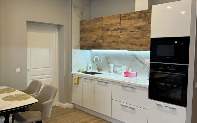 Pr-T Krasnogo Znameni 160a Bosfor Flat Khoum Flat