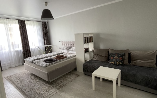 Апартаменты двухкомнатные на 9 апреля 62