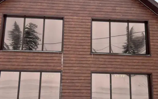 Private house Dvukhetazhny