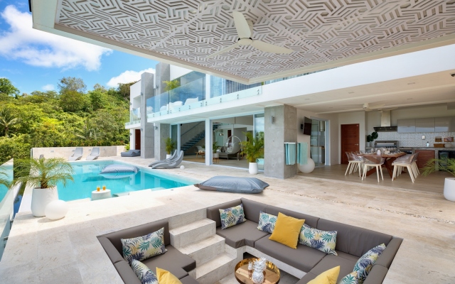 55 Stylish SeaView Villa