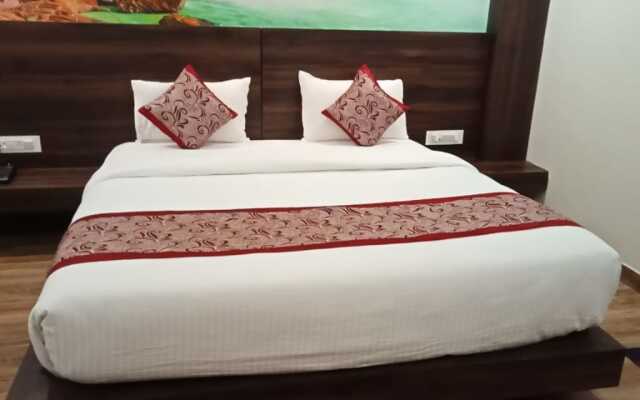 Pari Hotel