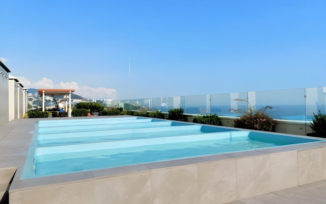 Апартаменты Дизайнерские с бассейном на крыше