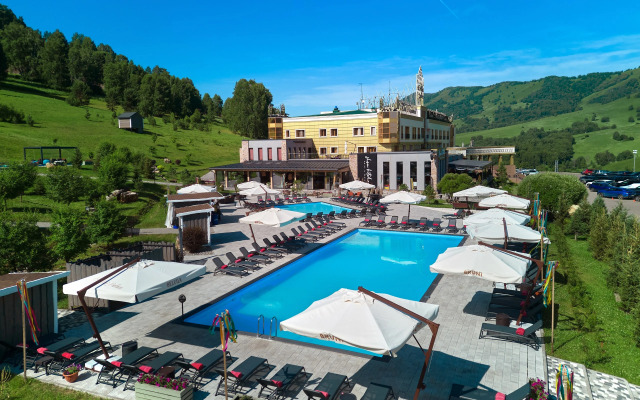 Altaj Pelas Hotel