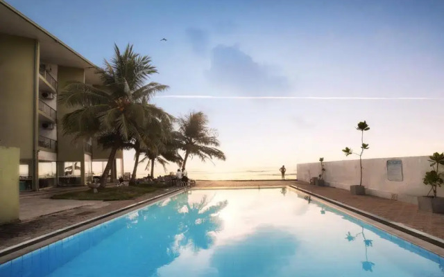 Hikkaduwa Beach Resort Hotel