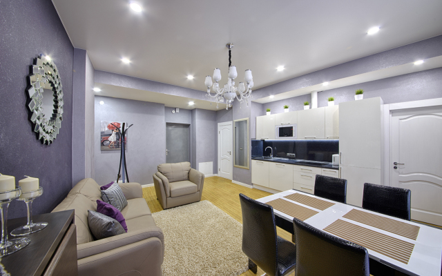 4-komnatnye HomeApart Kalvariyskaya, 16 Apartments