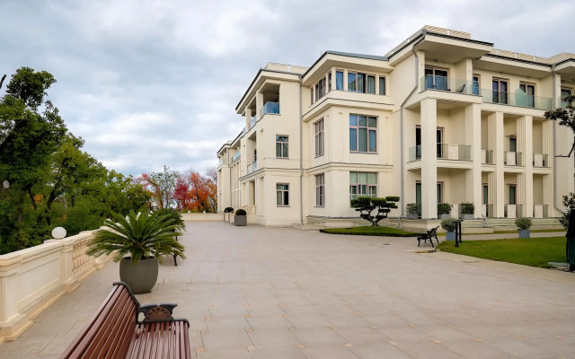 Апартаменты Grand Royal Residences