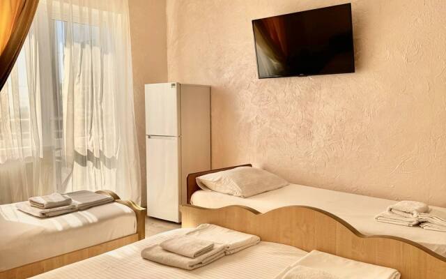 AidaIda Guest House