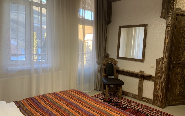 Отель Медовые водопады