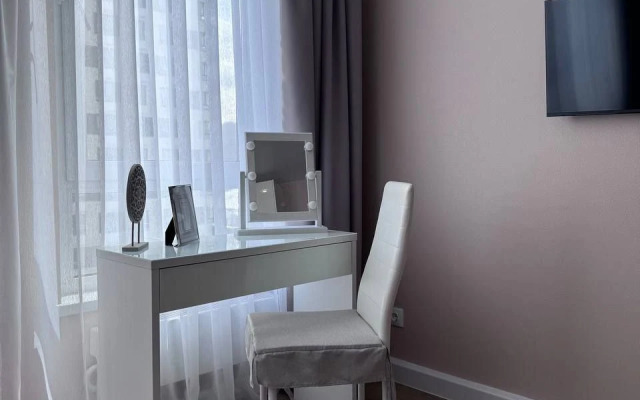 Setting U Metro Bulvar Rokossovskogo Apartment