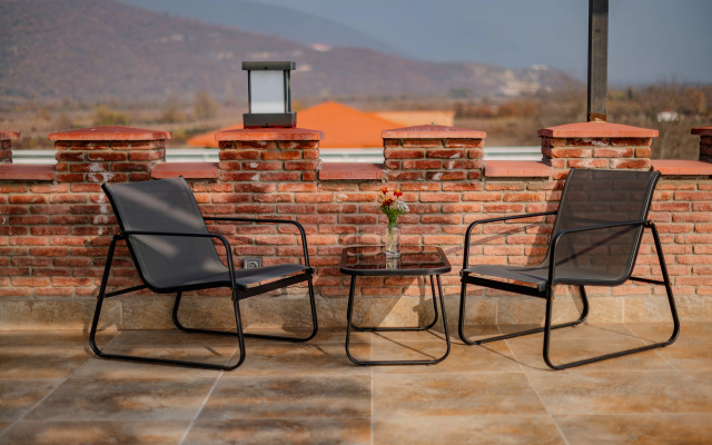 Отель Burki Castle & Cellar