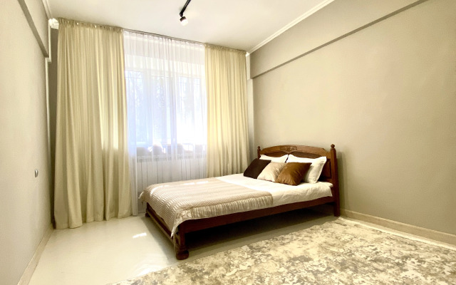 3-komnatnaya Na Valikhanova Flat