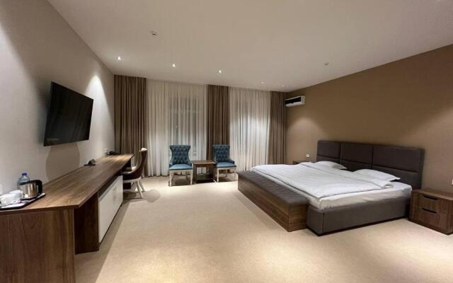 Pana Hotel