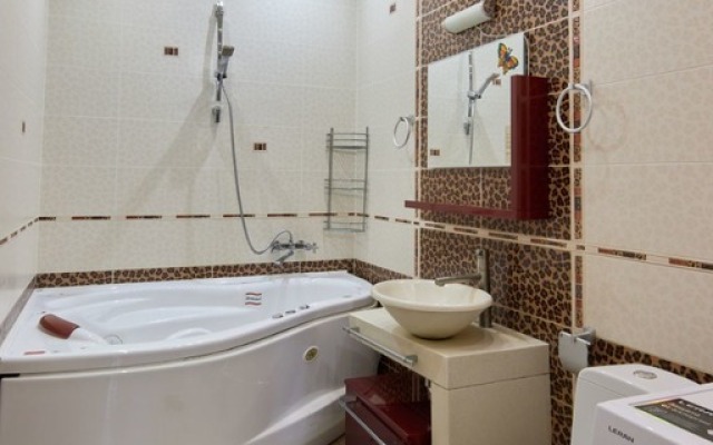 2-kh Urovnevye Apartamenty u metro Sukonnaya Sloboda
