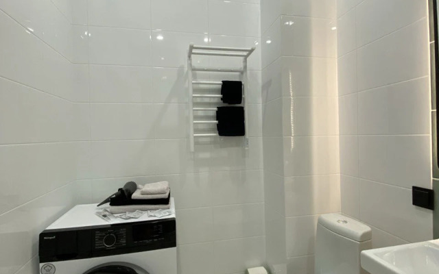 Stilnaya Uyutnaya S Prekrasnym Vidom Na Gorod Flat