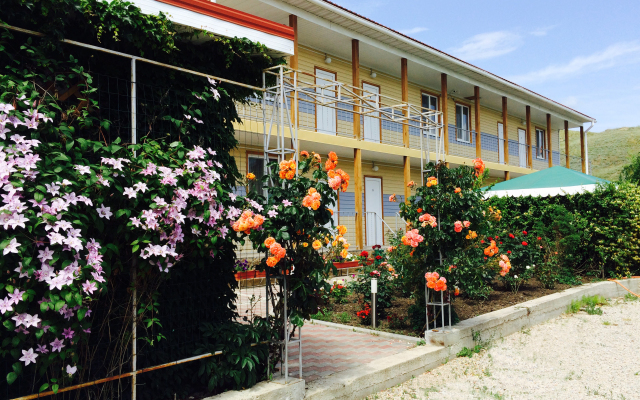 Kannyi Guest House