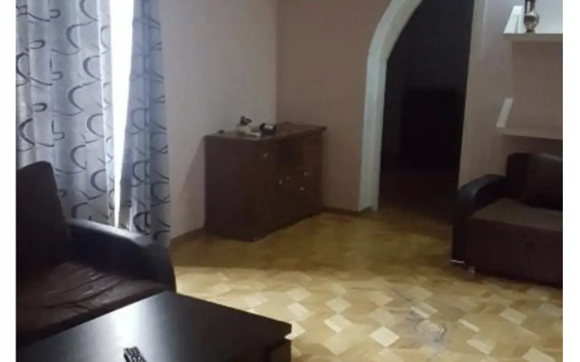 Dom Apartments