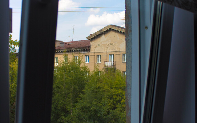 Dvuhkomnatnaya Kvartira Apartments