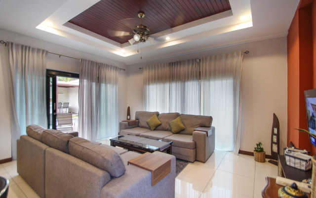 Resona Pool Villa