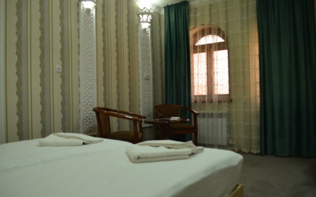 Elemir Registan Boutique-hotel