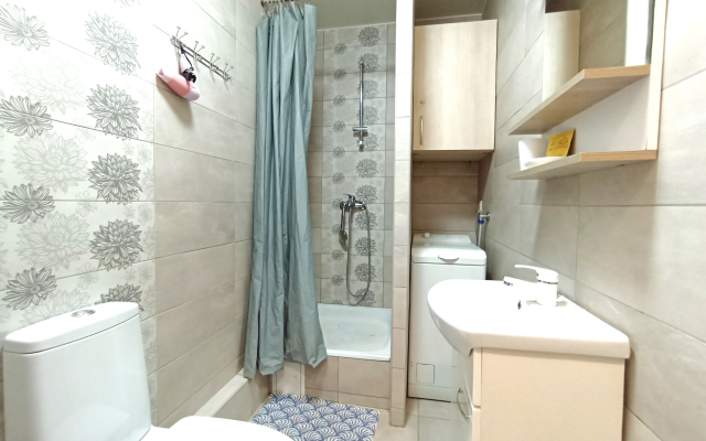 Квартира Вторая студия на Вертолетчиков