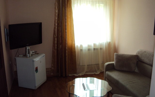 Maks Hotel
