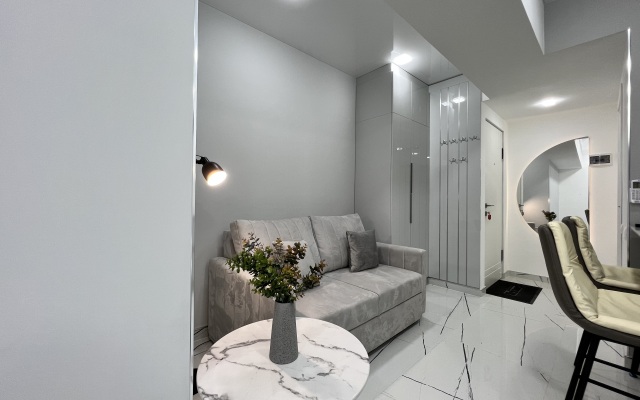 New Modern Classic City Center Apartments