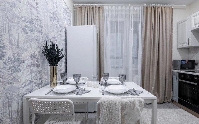 Komfort Na Adelya Kutuya Apartment