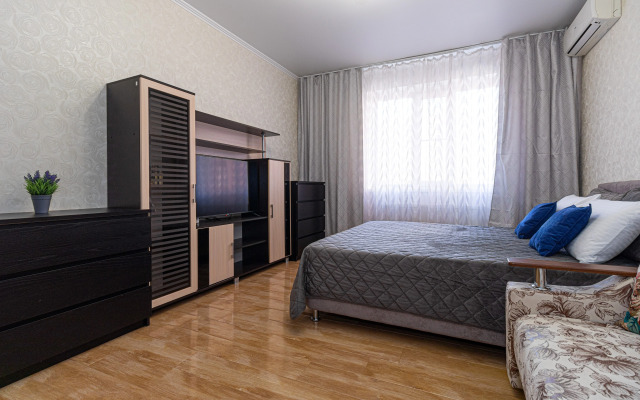 Квартира Тут Живут | Парк и Стадион | 2 комнатная