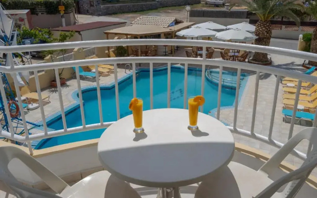 Cosmi Apartments Hotel
