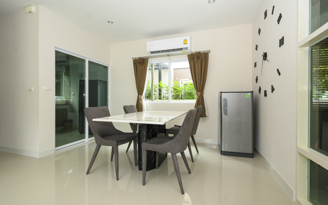 4 BR Saransiri Villa 2#l Pool Gym Garage Netflix	