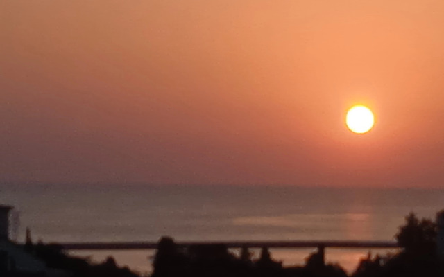 Uyutnaya S Vidom Na More Flat