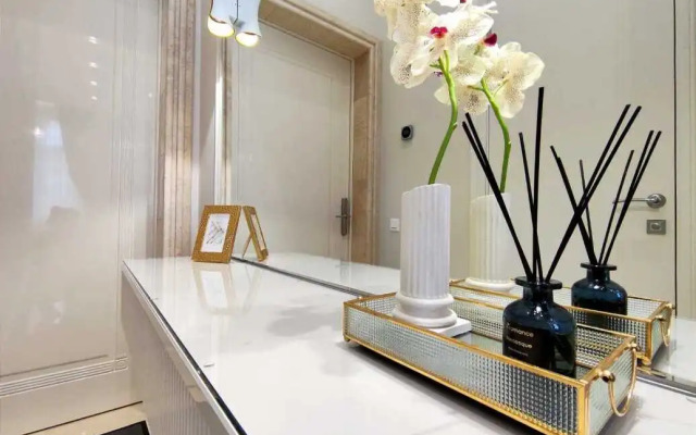 Studiya Komfort Morskoy Pereulok D 5 Apartments