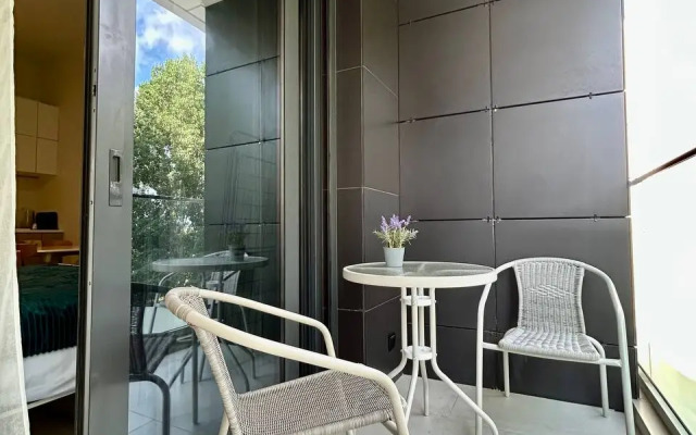 Studio Flow Apartments