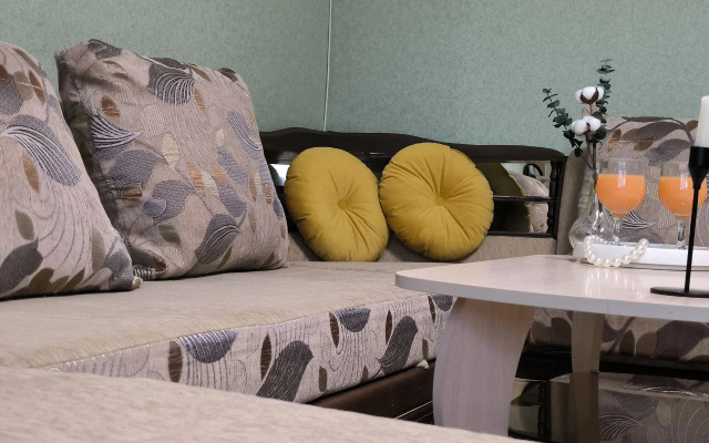 Квартира Просторная и уютная двухкомнатная вблизи аквапарка Лето-Лето! Arendatmn24