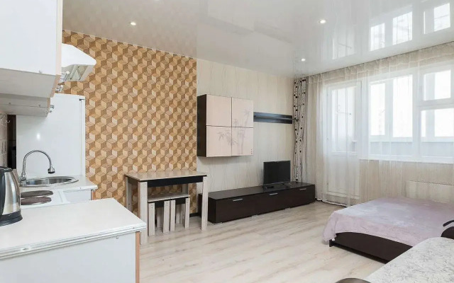 Квартира Виктора Уса 13