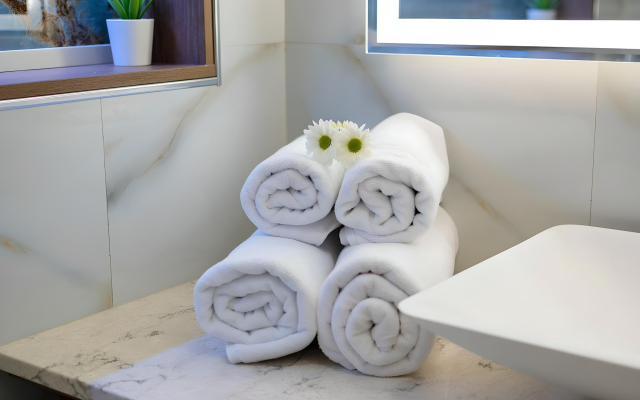 Apartments №76  s podogrevaemym basseynom  Deputatskaya 10 G