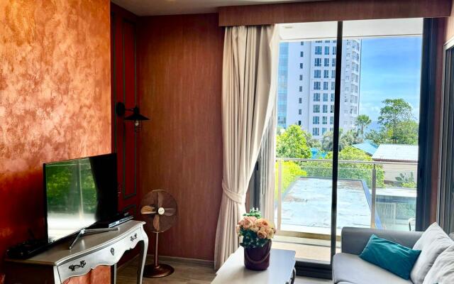 Baan Plai Haad Wongamat Apartments