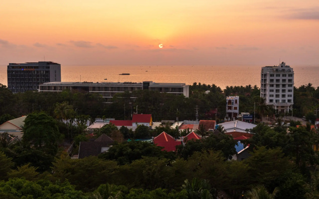 The Up Phu Quoc Hotel