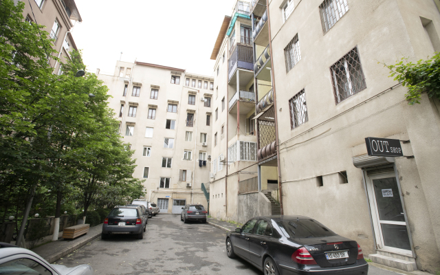 Merab Apartments