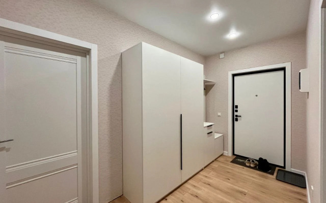 Квартира Просторная 2Комнатная Рядом с Аэропортом на Гусарской