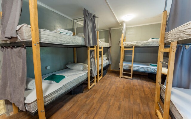 Even Hostel