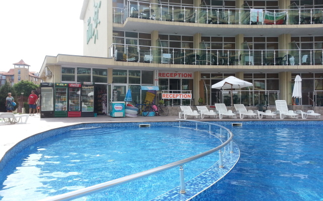 Menada Julia Apartments