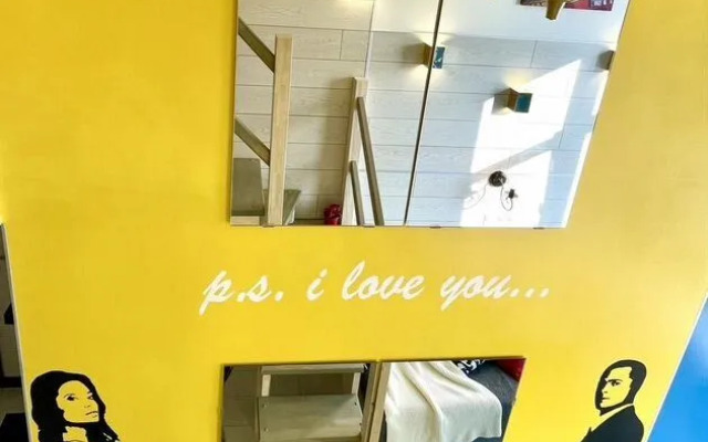 Квартира Двухуровневая студия рядом с метро Селигерская